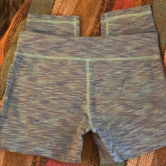 Ivivva crops. Size 14. EUC - Picture 3 of 4